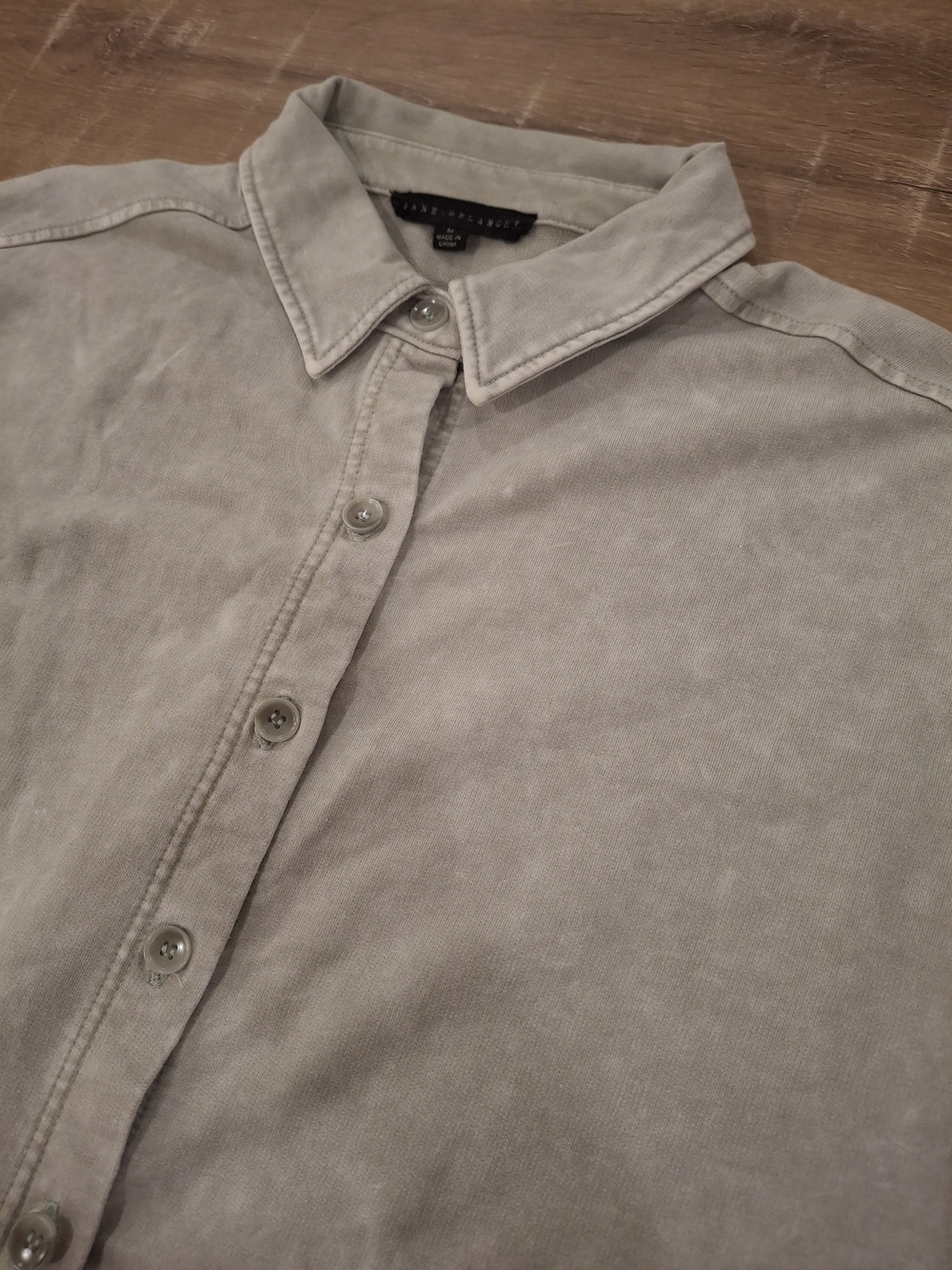 Jane + Delancey Button Down Long Sleeve Shirt Women's Medium Washed Grey